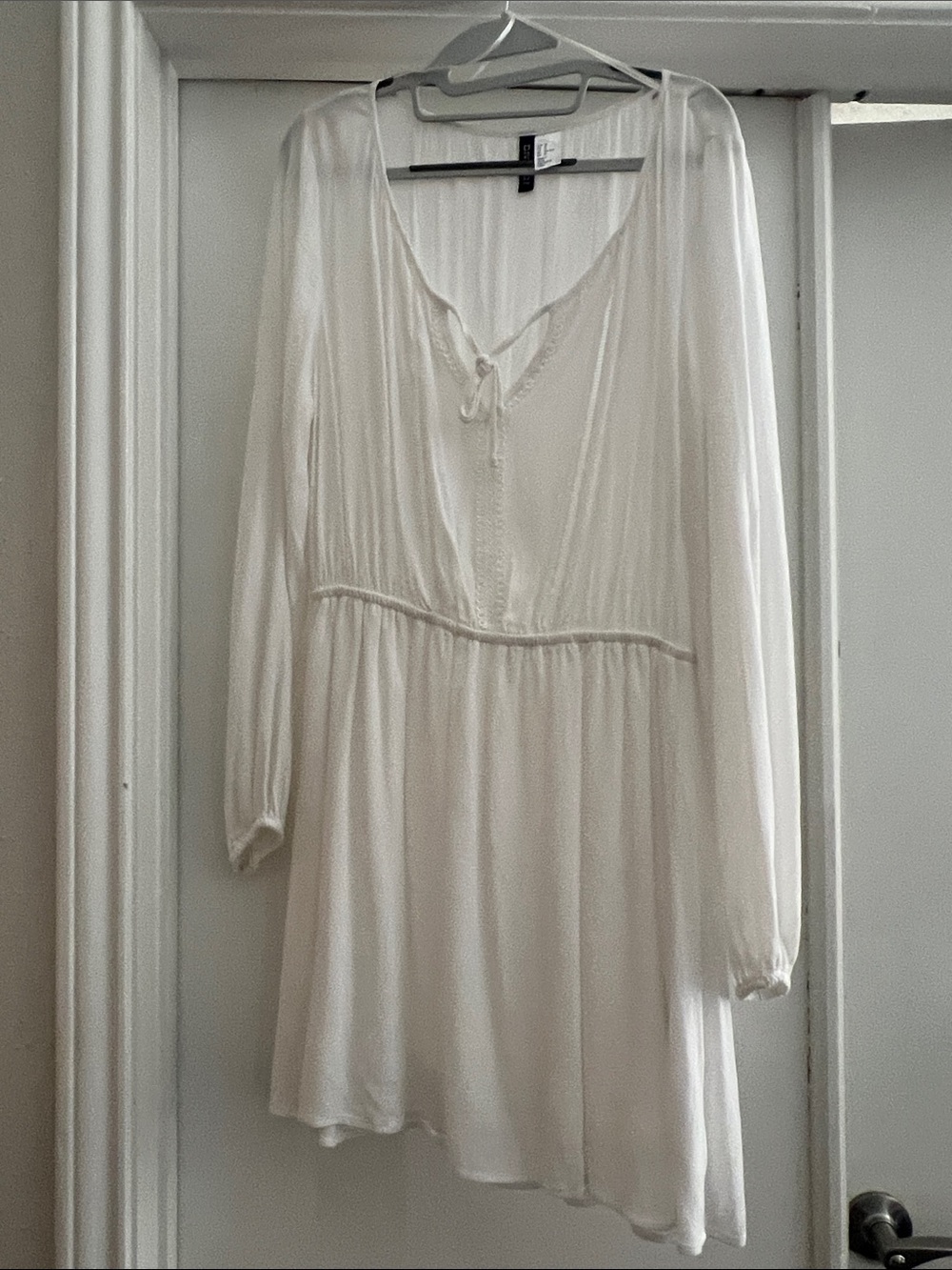 Lightweight White Long-Sleeve Bathing Suit coverup